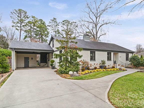 2nd image of 4749 Addison Dr