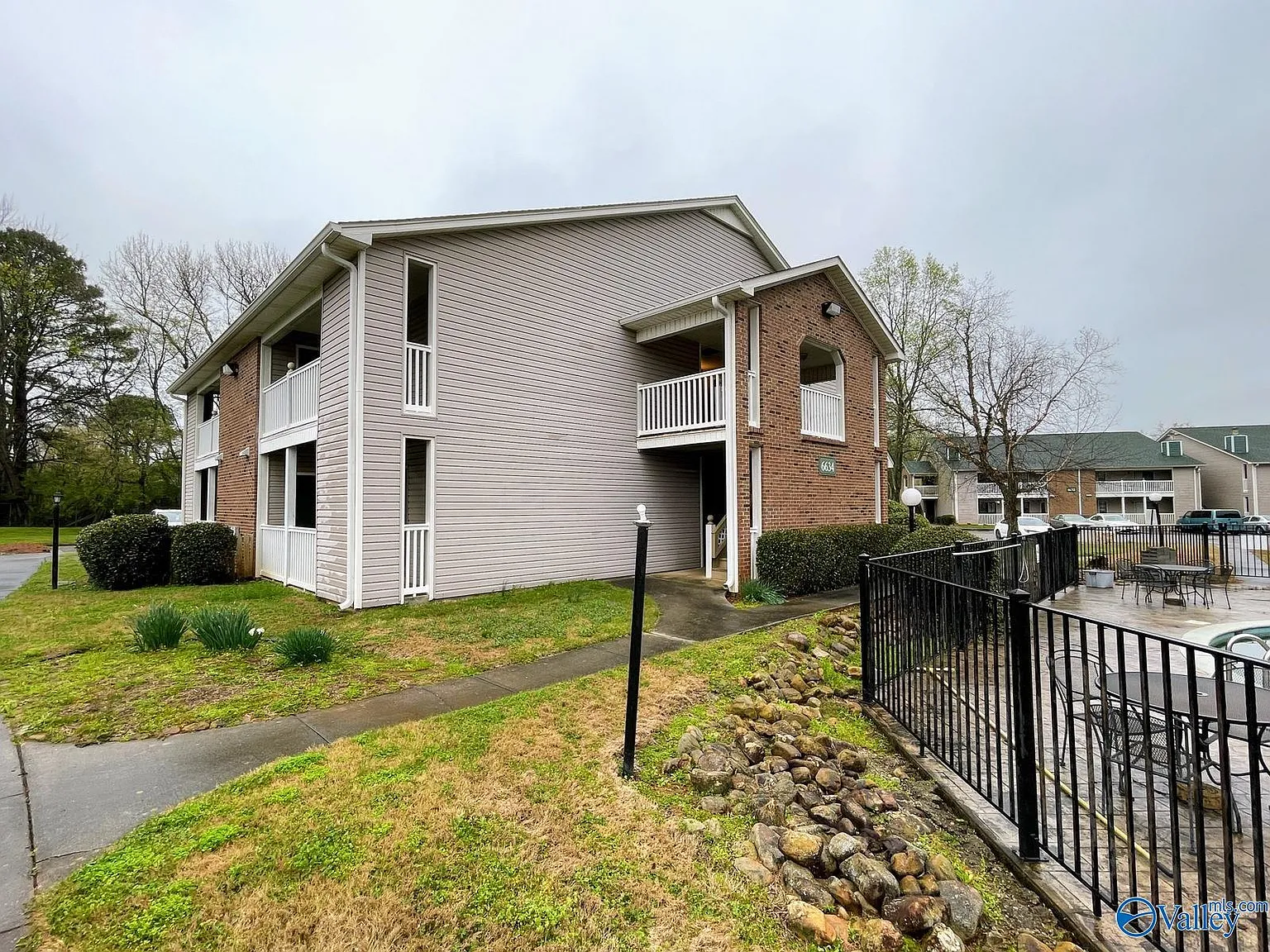 1 bed, 1.0 bath, 572 sqft, $795 — Photo 1
