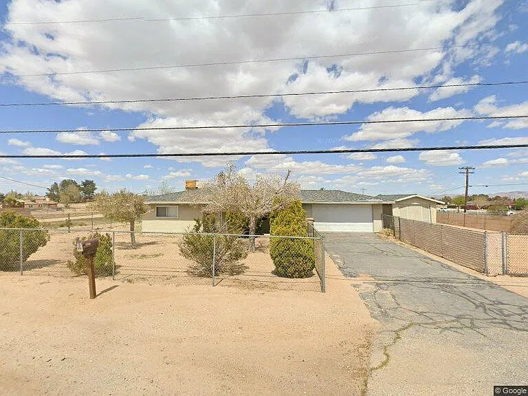 Eucalyptus St, Hesperia — Photo 1