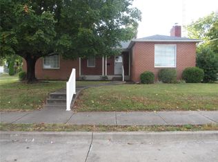 202 S Walnut St, Perryville, MO 63775