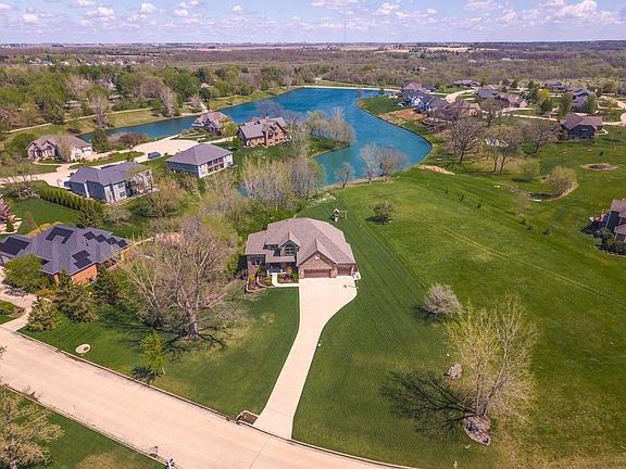 3rd image of 9487 Janel Dr