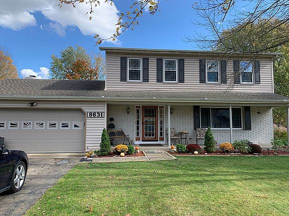2nd image of 8631 Mayfair Dr