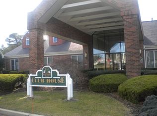 305 Kenwood Ct, Whiting, NJ 08759