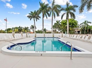40 Pelican Pointe Dr #2040, Delray Beach, FL 33483