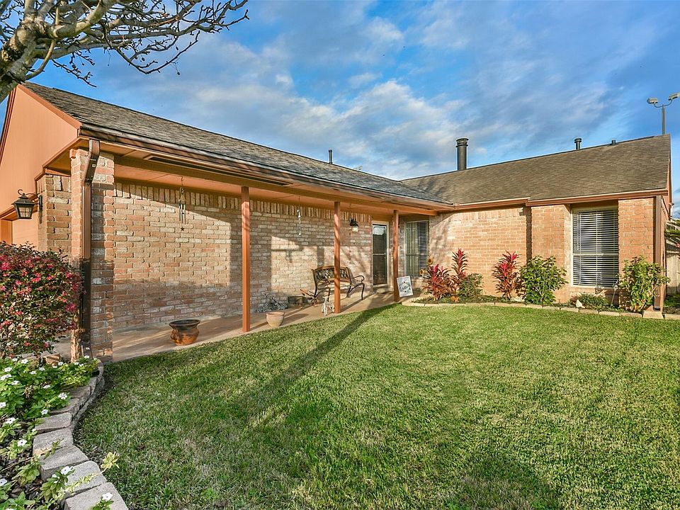 1st image of 3727 Quitman Dr