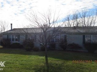 5883 Shea Rd, Cottrellville, MI 48039