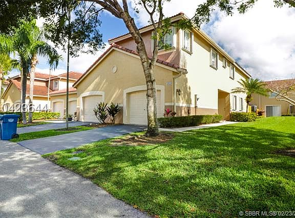 2nd image of 3859 San Simeon Cir #3859