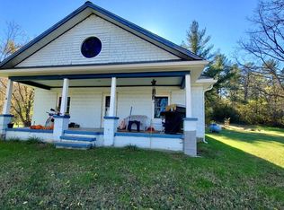 222 Northwood Dr, Clyde, NC 28721