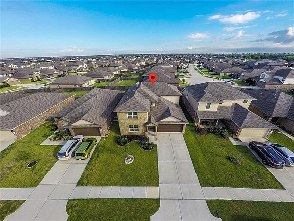 3rd image of 17722 Rose Summit Ln