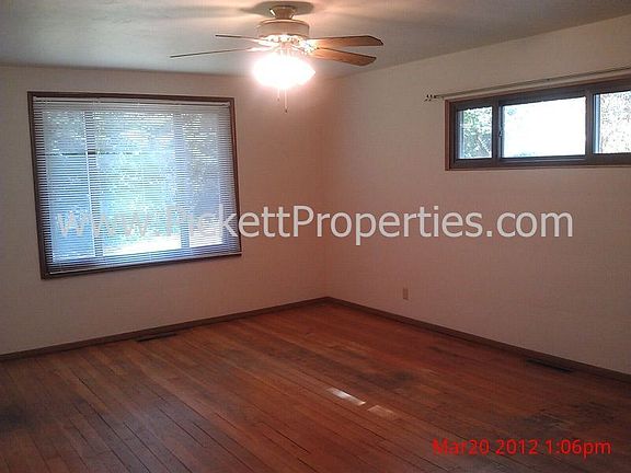 4th image of 4792 Lebers Ln NW