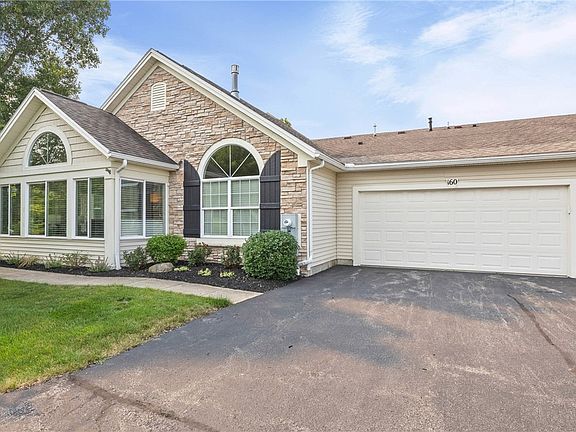 5th image of 160 Maryview Dr