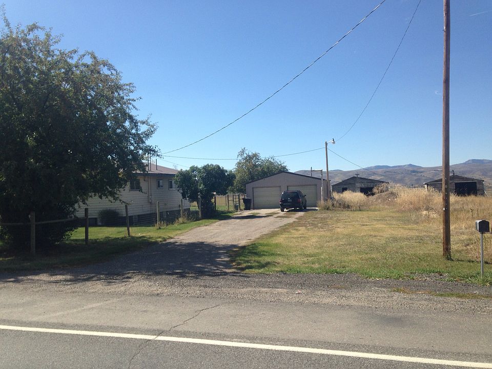 2nd image of 4091 Highway 241