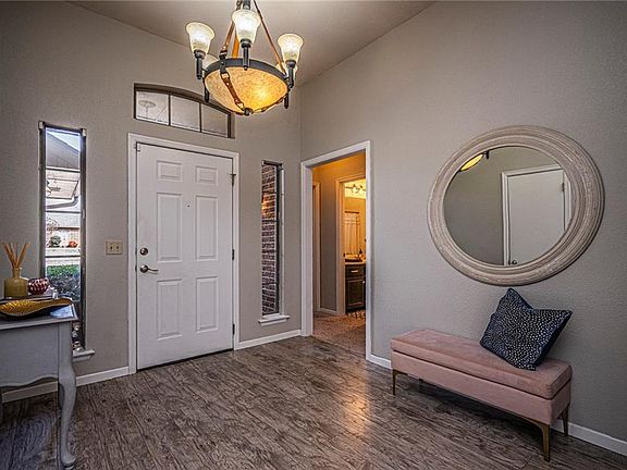 4th image of 2104 Sagewood Dr