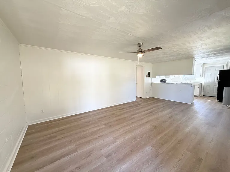 2966 Old Shelby Rd — Photo 3