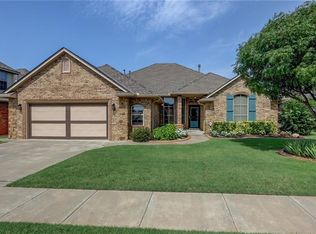 16405 Old Elm Ln, Edmond, OK 73013