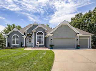 711 NW 51st St, Kansas City, MO 64118