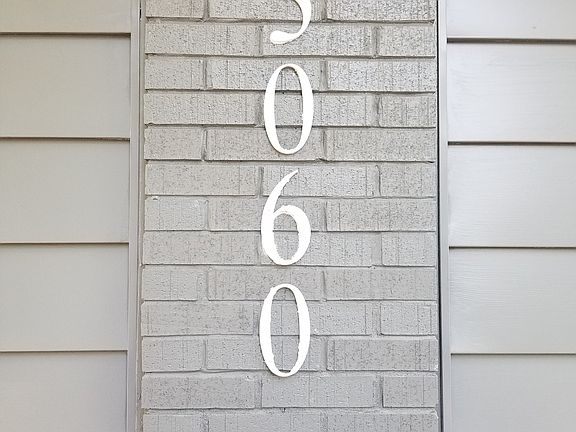 2nd image of 3060 Redwood Ave