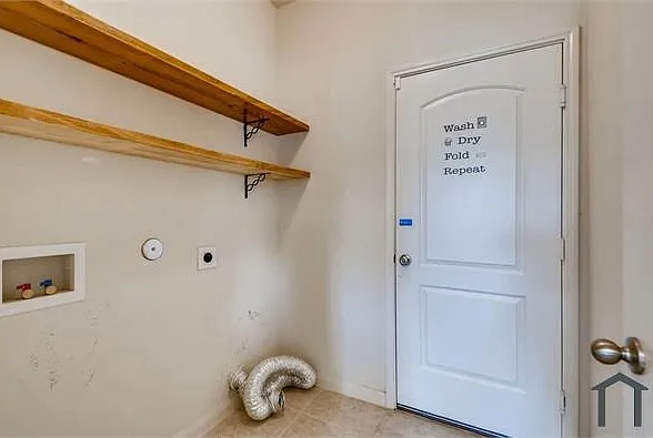 153 Ryan St — Photo 23