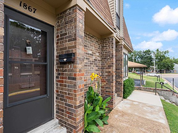 2nd image of 1867 Poplar Woods Cir E #1867