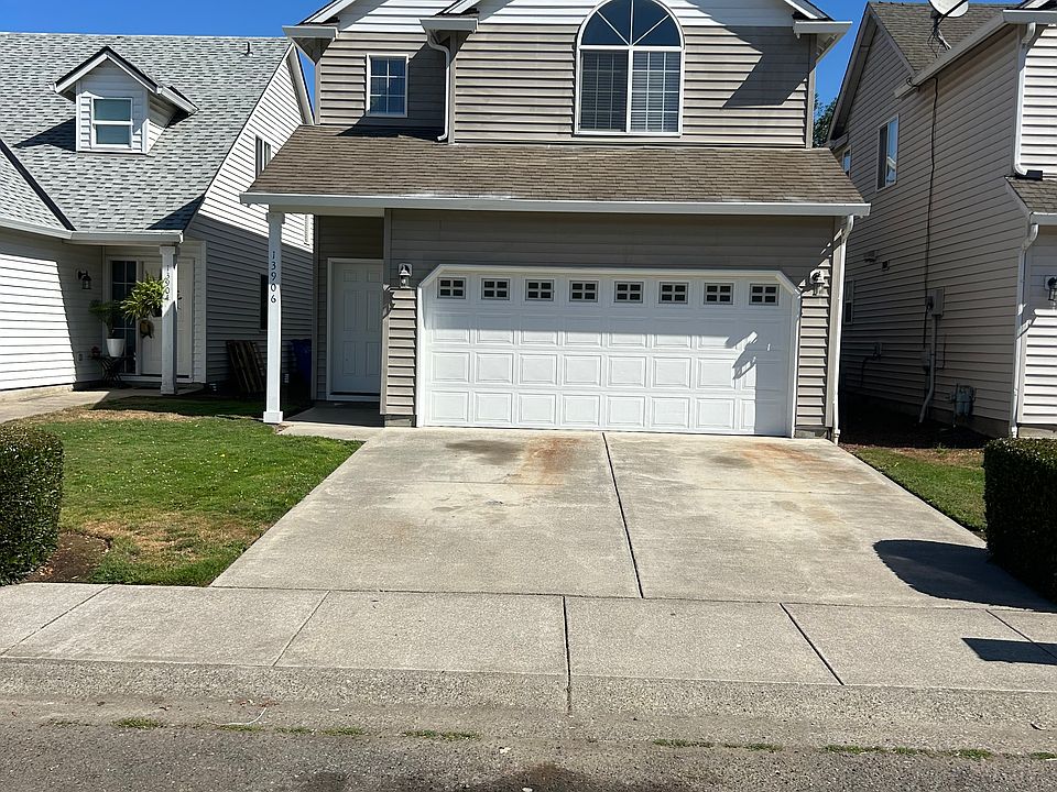 1st image of 13906 NE 63rd St