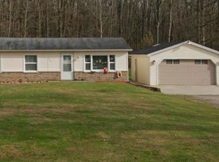 1532 Richman Rd, Smiths Creek, MI 48074