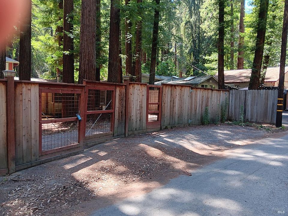 1st image of 15543 Canyon 3 Road