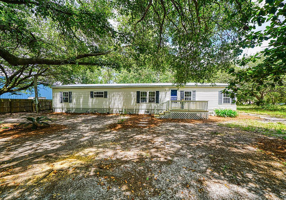 1st image of 303 Black Creek Blvd