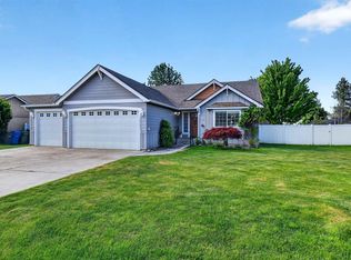1712 E 2nd St, Deer Park, WA 99006