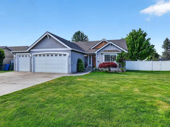 1712 E 2nd St, Deer Park, WA 99006
