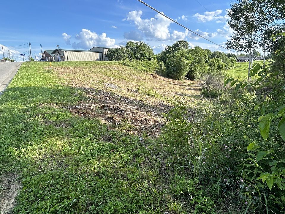 2nd image of 250 N Keeneland Dr