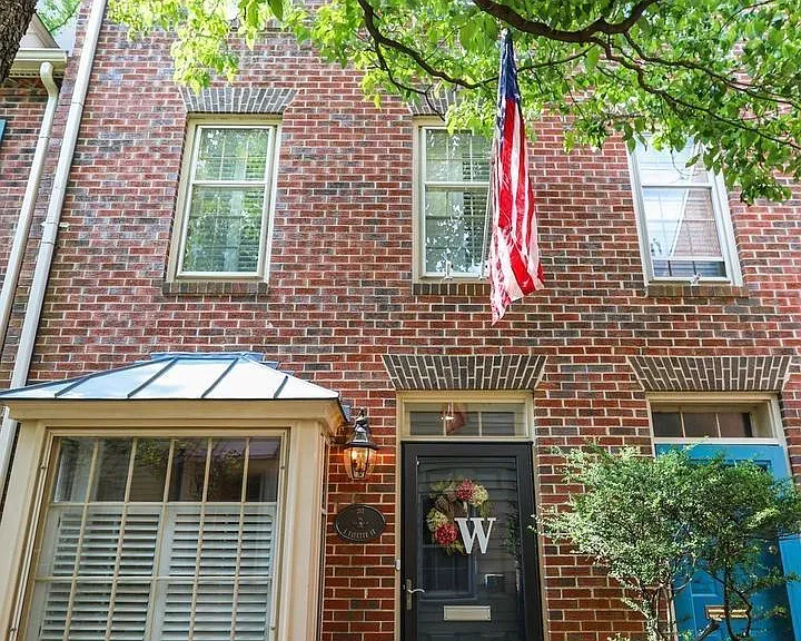217 S Fayette St — Photo 33