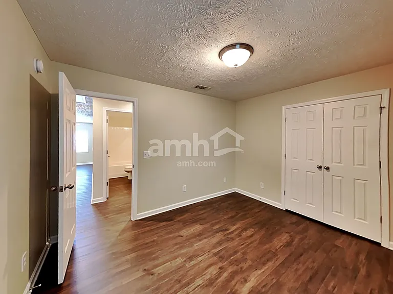2495 Oak Hill Dr — Photo 14