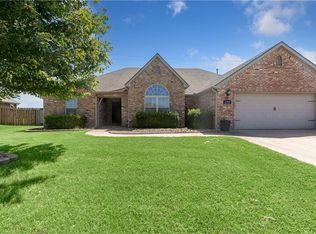 2703 SW Tanglewood Ave, Bentonville, AR 72712