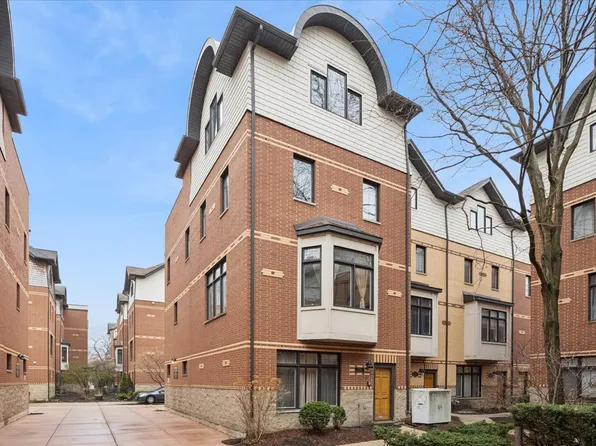 1026 Baldwin Ln, Oak Park, IL 60302