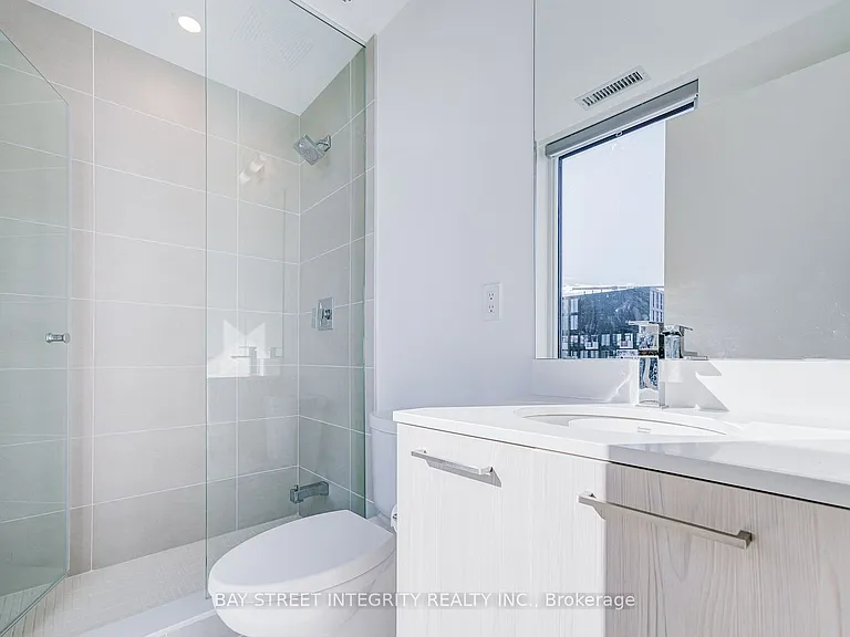 65 Mutual St #3201 — Photo 10