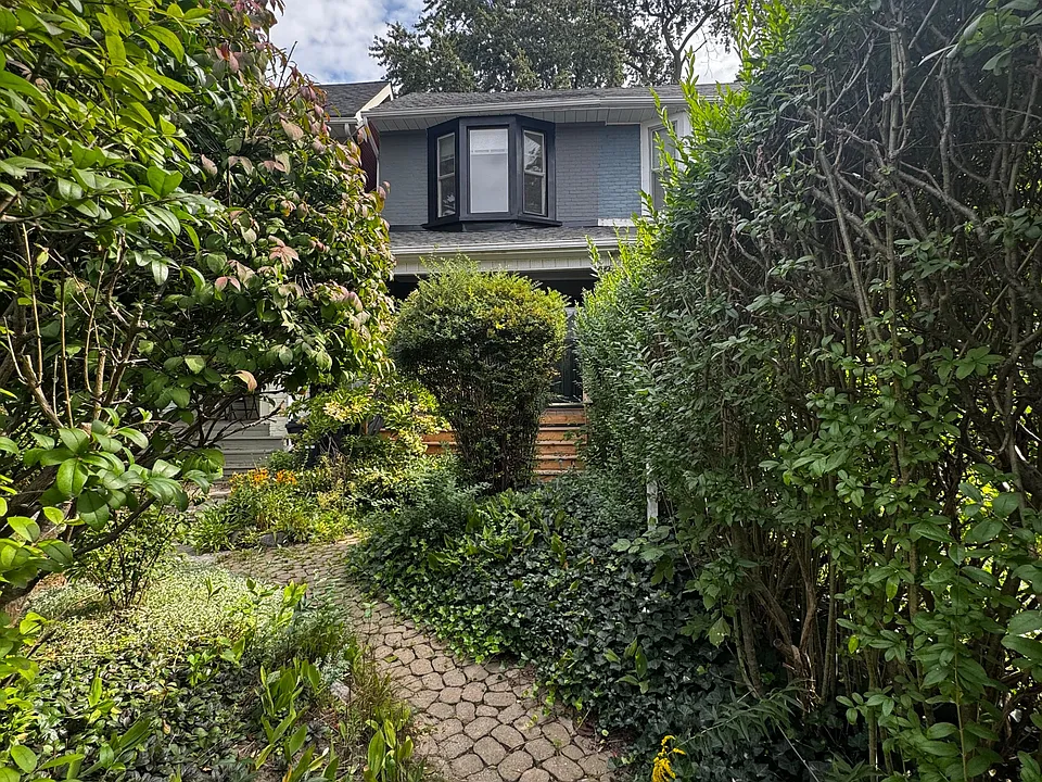 145 Eaton Ave