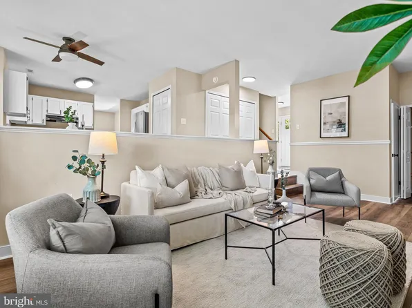 422 Crisfield Dr, Abingdon, MD 21009