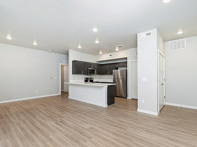 Latitude 40 One Bedroom Living Room