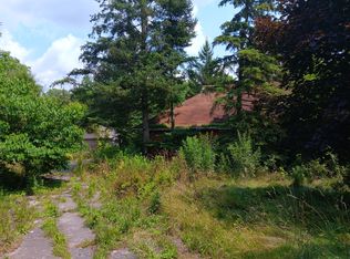 15301 Waverly Ave, Midlothian, IL 60445