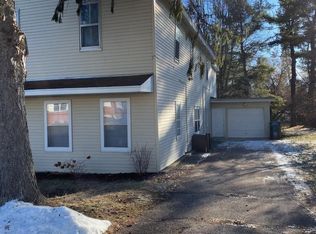 155 W Iola St, Iola, WI 54945