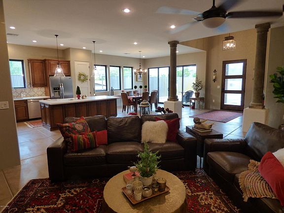 3rd image of 2960 E Placita Aldea Linda