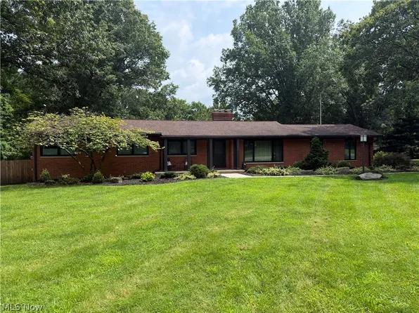 1510 Brookview Dr, Salem, OH 44460