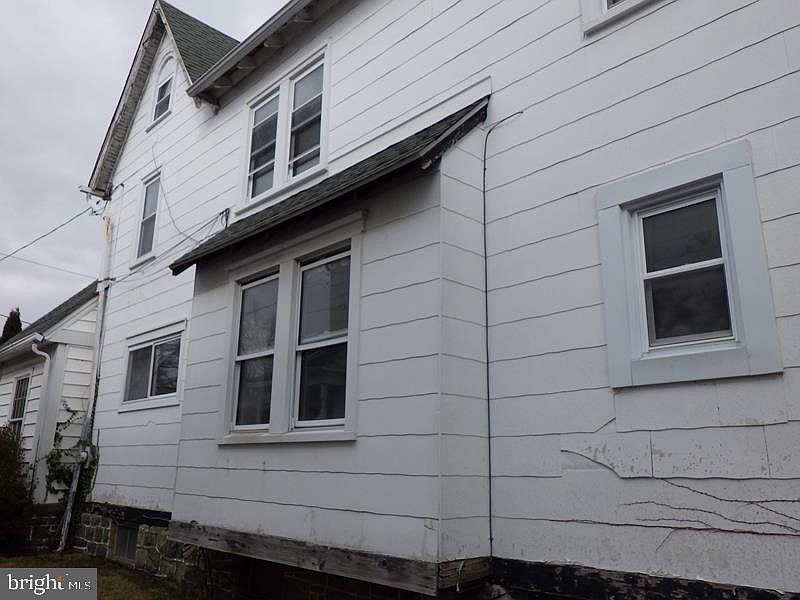 2440 Mansfield Ave, Drexel Hill, PA 19026 | Zillow