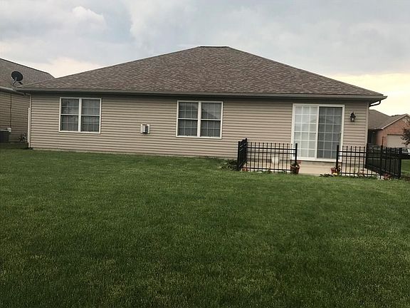 2nd image of 1135 Parkview Dr