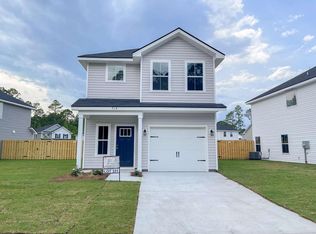 716 Grayson Ave, Hinesville, GA 31313