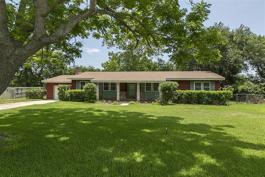 1st image of 106 Southwind Cir