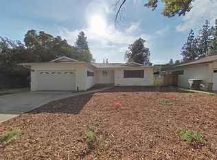 1027 E Magill Ave, Fresno, CA 93710