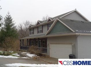 13332 Wallace Dr, Plattsmouth, NE 68048