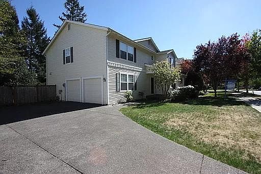 3rd image of 1548 Jensen Ave