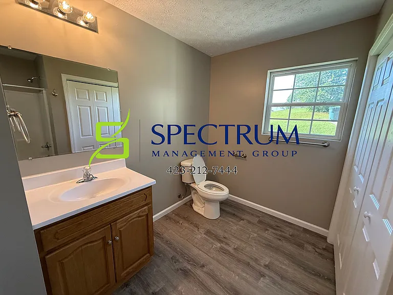 1042 Rosella Dr — Photo 10